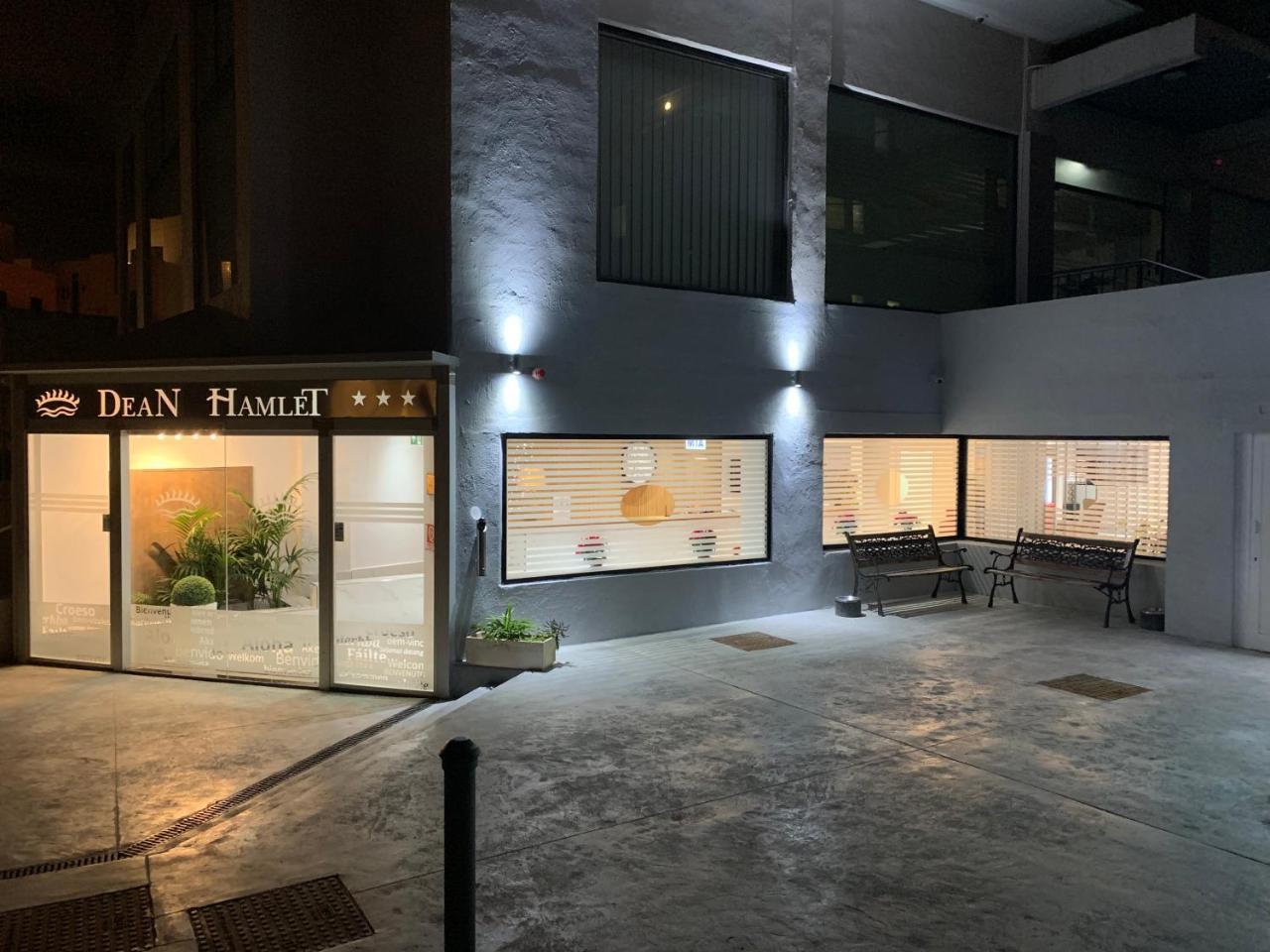 Dean Hamlet Hotel Сент Джулианс Экстерьер фото